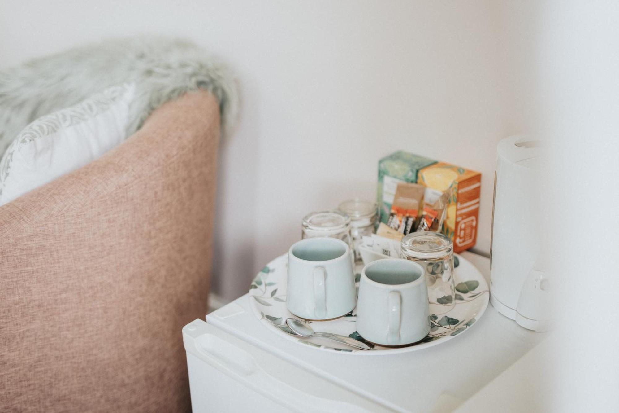 Ferlas Bed And Breakfast Penrhyndeudreath Buitenkant foto